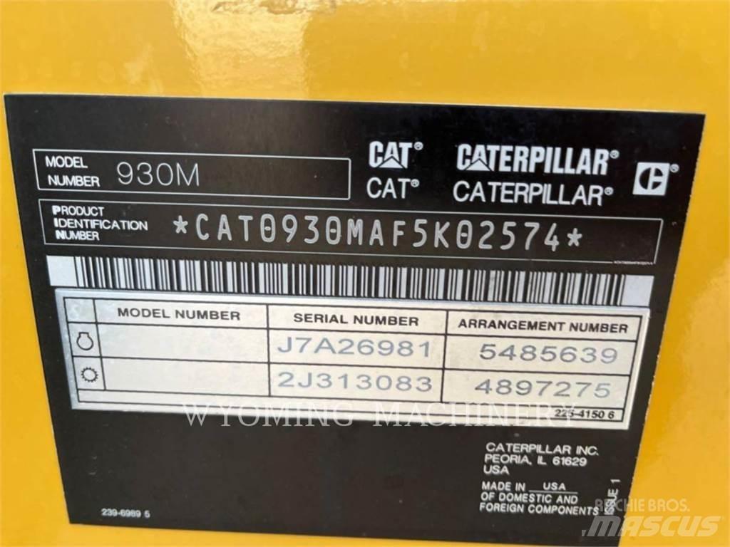 CAT 930M Gumikerekes homlokrakodók
