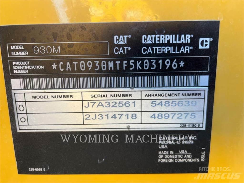 CAT 930M Gumikerekes homlokrakodók