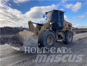 CAT 930M Gumikerekes homlokrakodók