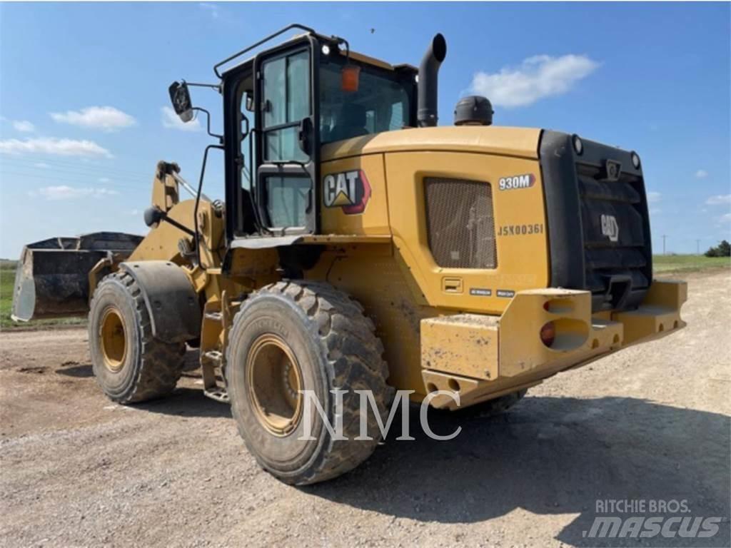 CAT 930M Gumikerekes homlokrakodók