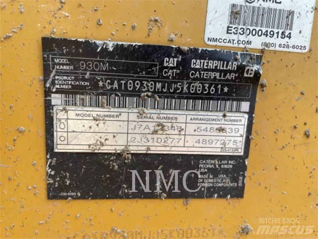 CAT 930M Gumikerekes homlokrakodók