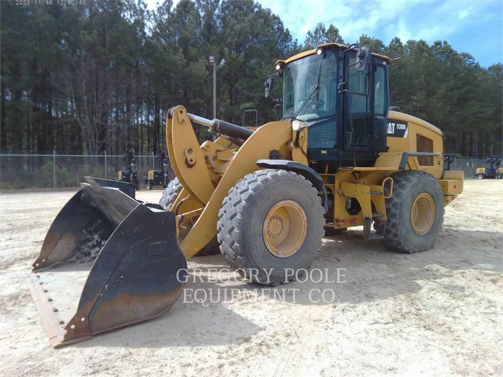 CAT 930M Gumikerekes homlokrakodók