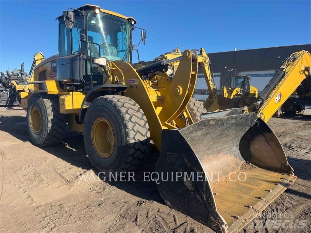 CAT 930M Gumikerekes homlokrakodók