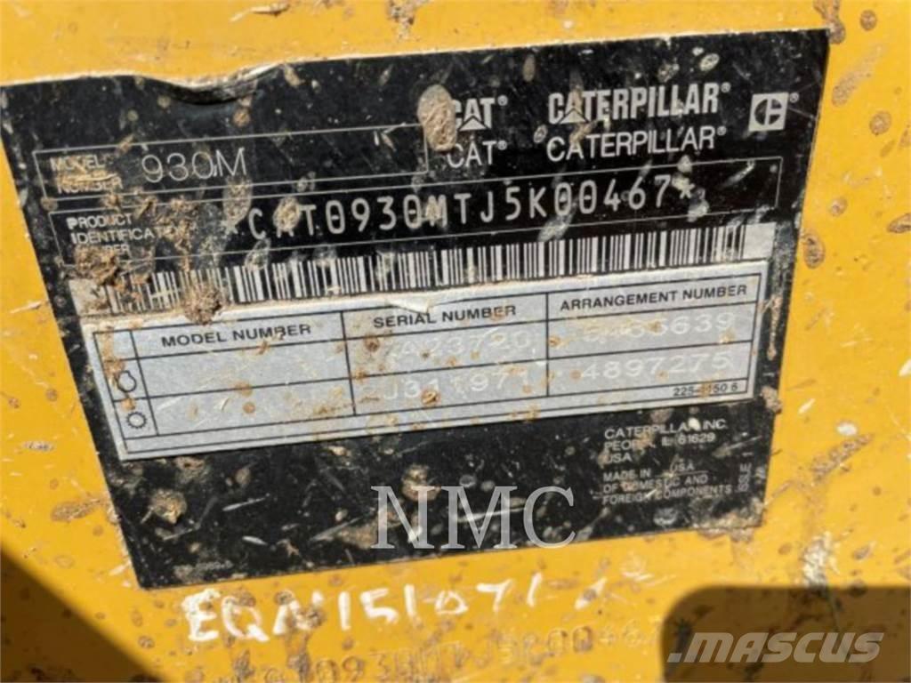 CAT 930M Gumikerekes homlokrakodók