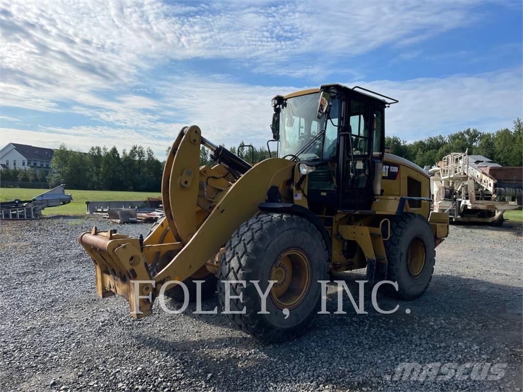 CAT 930M Gumikerekes homlokrakodók