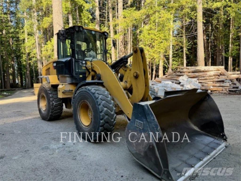 CAT 930M Gumikerekes homlokrakodók