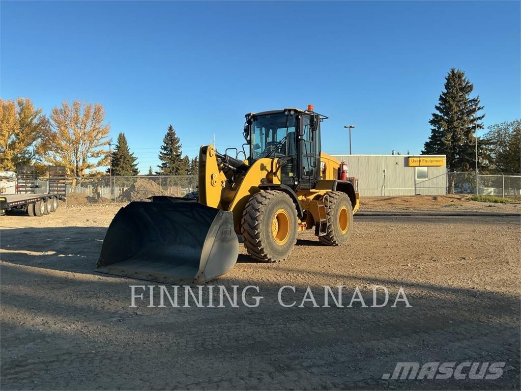 CAT 930M Gumikerekes homlokrakodók