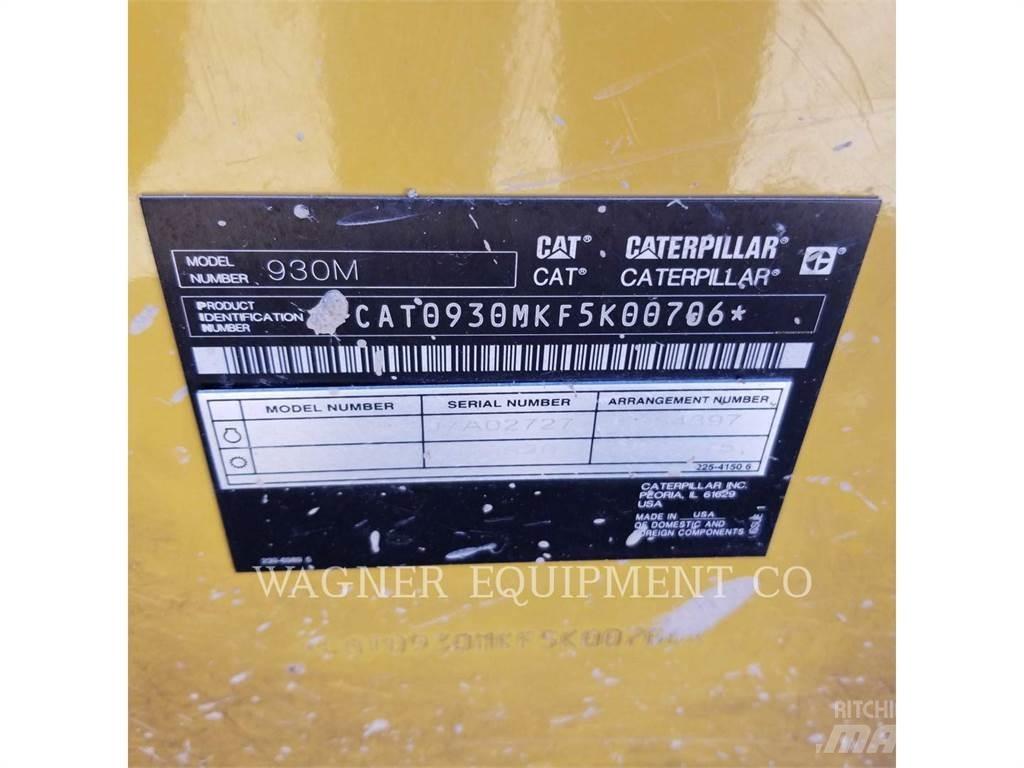 CAT 930M Gumikerekes homlokrakodók