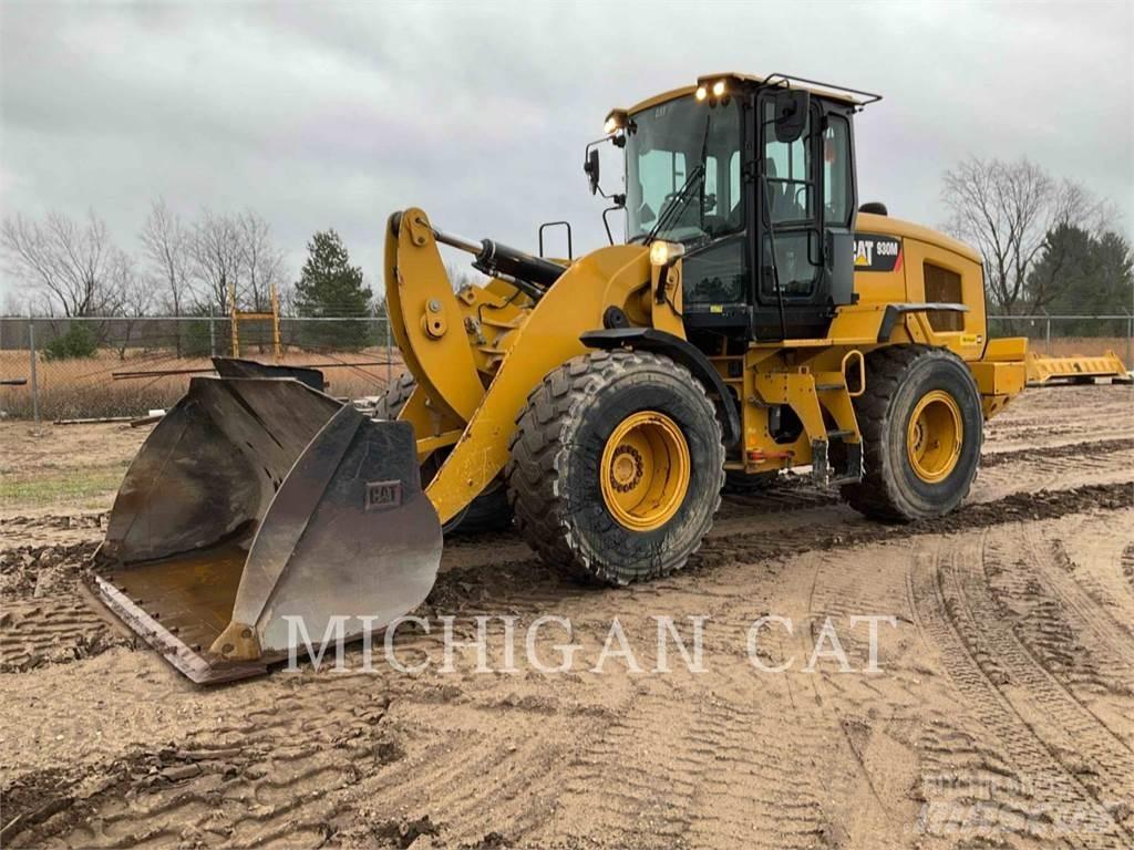 CAT 930M 3RQ Gumikerekes homlokrakodók