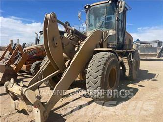 CAT 930M AG HL Gumikerekes homlokrakodók