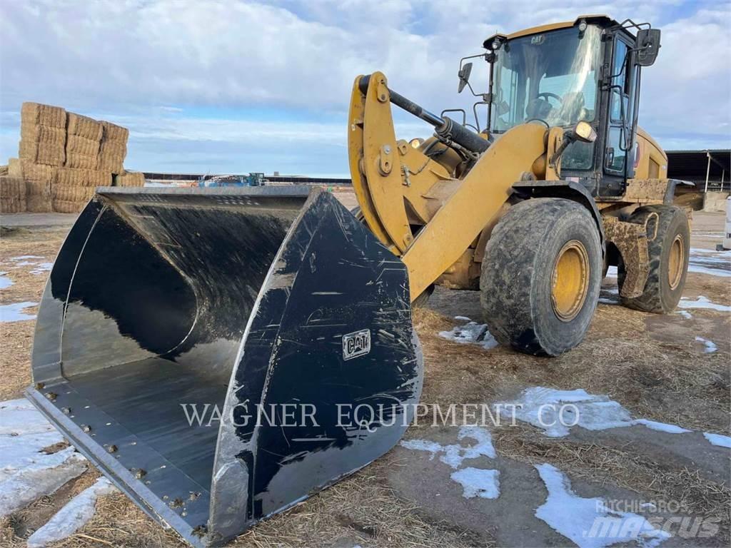 CAT 930M AG HL Gumikerekes homlokrakodók