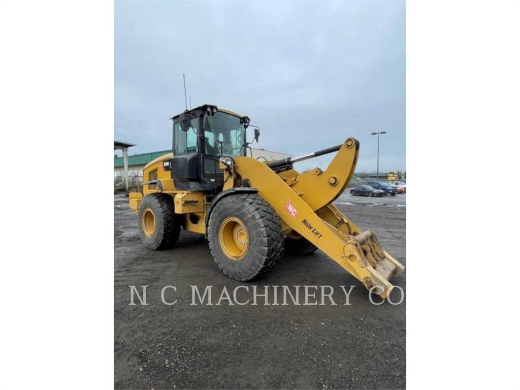 CAT 930MHL Gumikerekes homlokrakodók