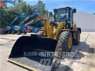 CAT 930MQC Gumikerekes homlokrakodók