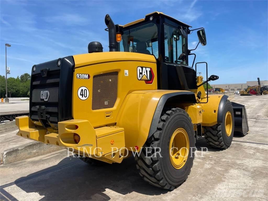 CAT 930MQC Gumikerekes homlokrakodók