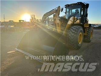 CAT 938 Gumikerekes homlokrakodók