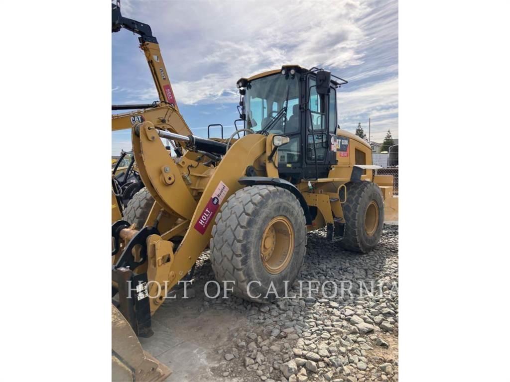 CAT 938 Gumikerekes homlokrakodók