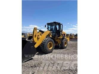 CAT 938 QC Gumikerekes homlokrakodók