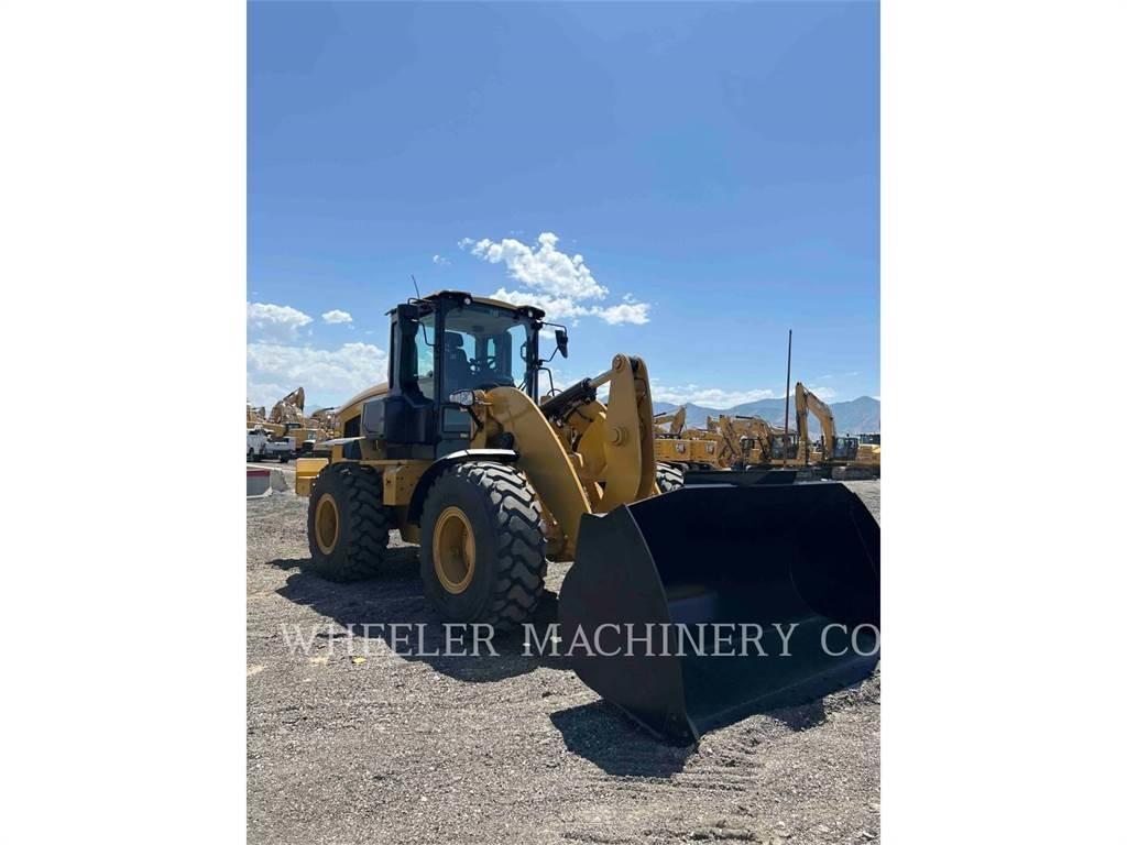 CAT 938 QC Gumikerekes homlokrakodók