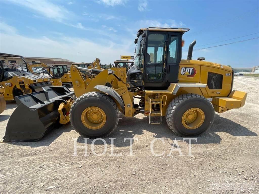 CAT 938 QC Gumikerekes homlokrakodók