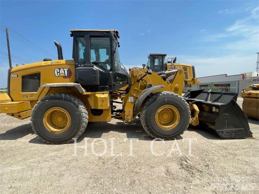 CAT 938 QC Gumikerekes homlokrakodók