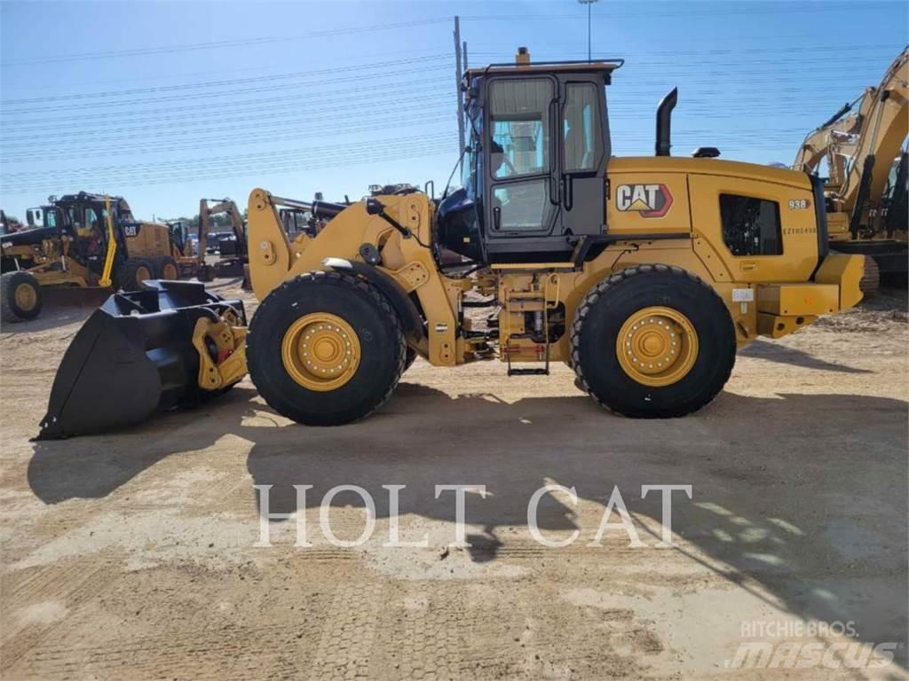 CAT 938 QC Gumikerekes homlokrakodók