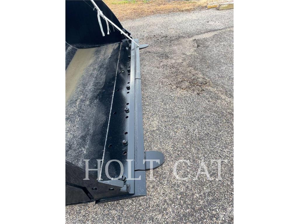 CAT 938 QC Gumikerekes homlokrakodók