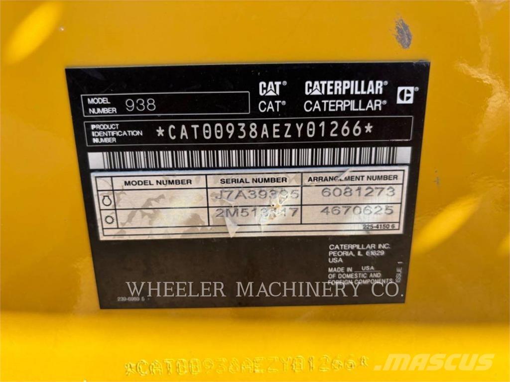 CAT 938 QC Gumikerekes homlokrakodók