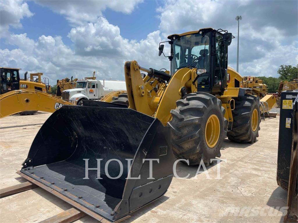 CAT 93814 Gumikerekes homlokrakodók