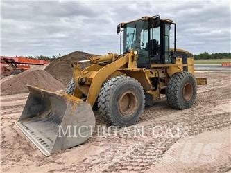 CAT 938G Gumikerekes homlokrakodók