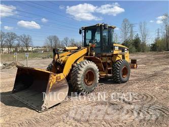 CAT 938G Gumikerekes homlokrakodók