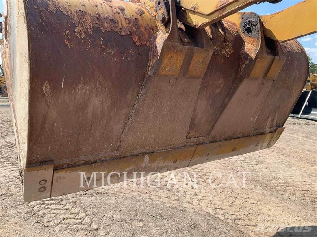CAT 938G Gumikerekes homlokrakodók