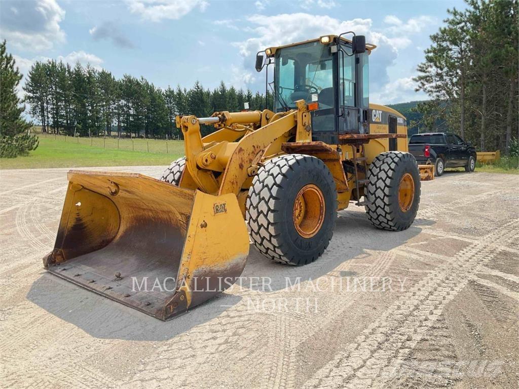 CAT 938G Gumikerekes homlokrakodók