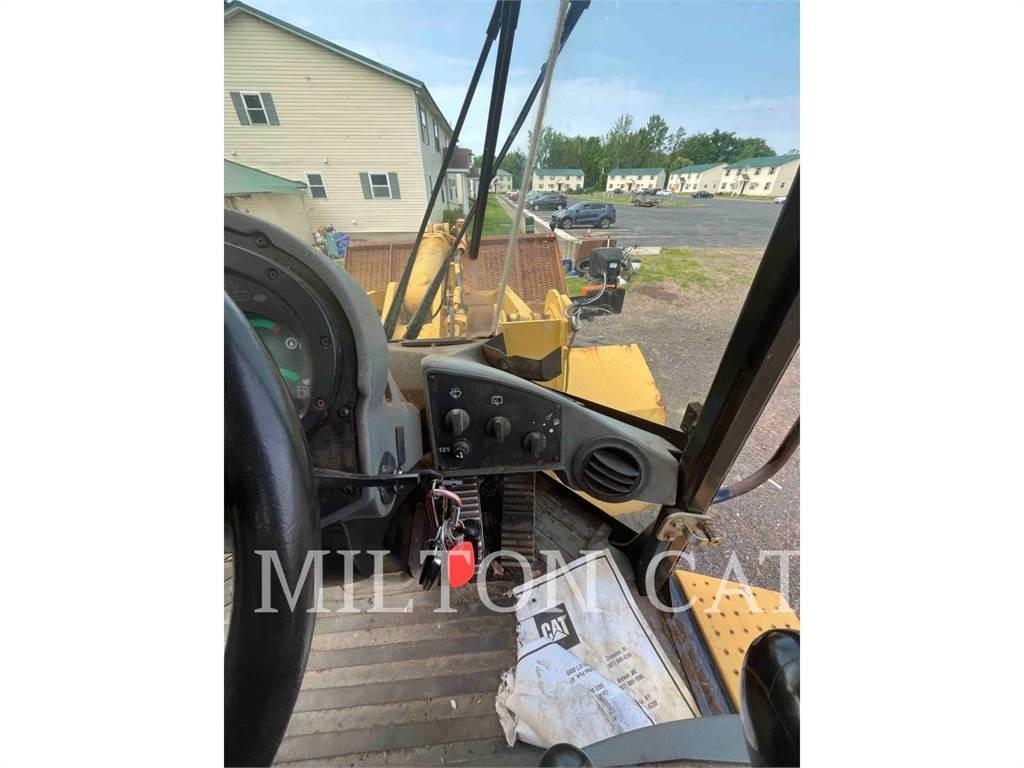 CAT 938GII Gumikerekes homlokrakodók
