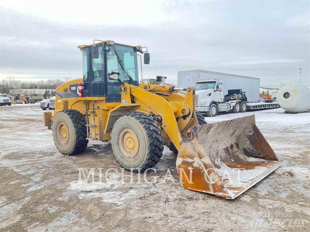 CAT 938H Gumikerekes homlokrakodók