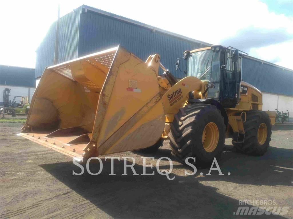 CAT 938K Gumikerekes homlokrakodók