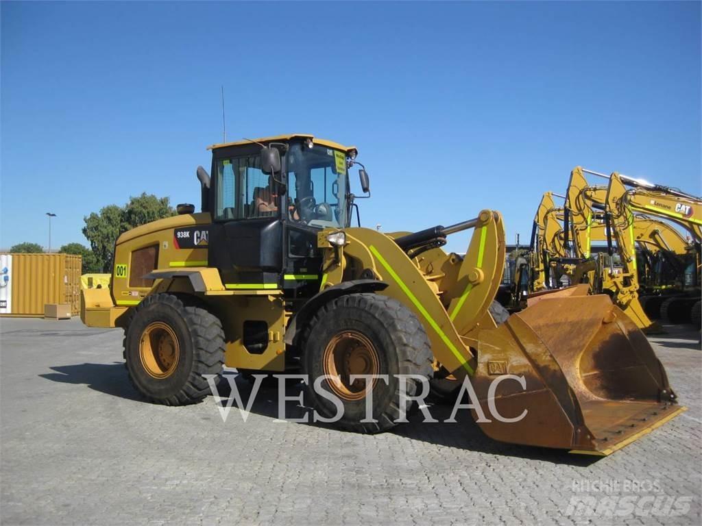CAT 938K Gumikerekes homlokrakodók