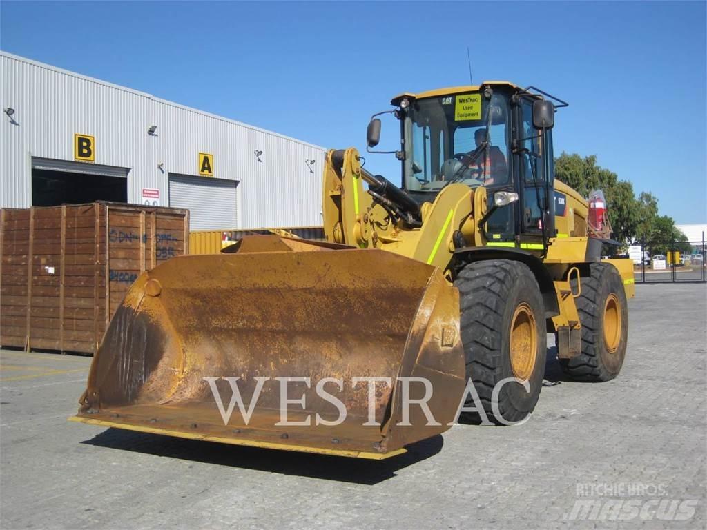 CAT 938K Gumikerekes homlokrakodók