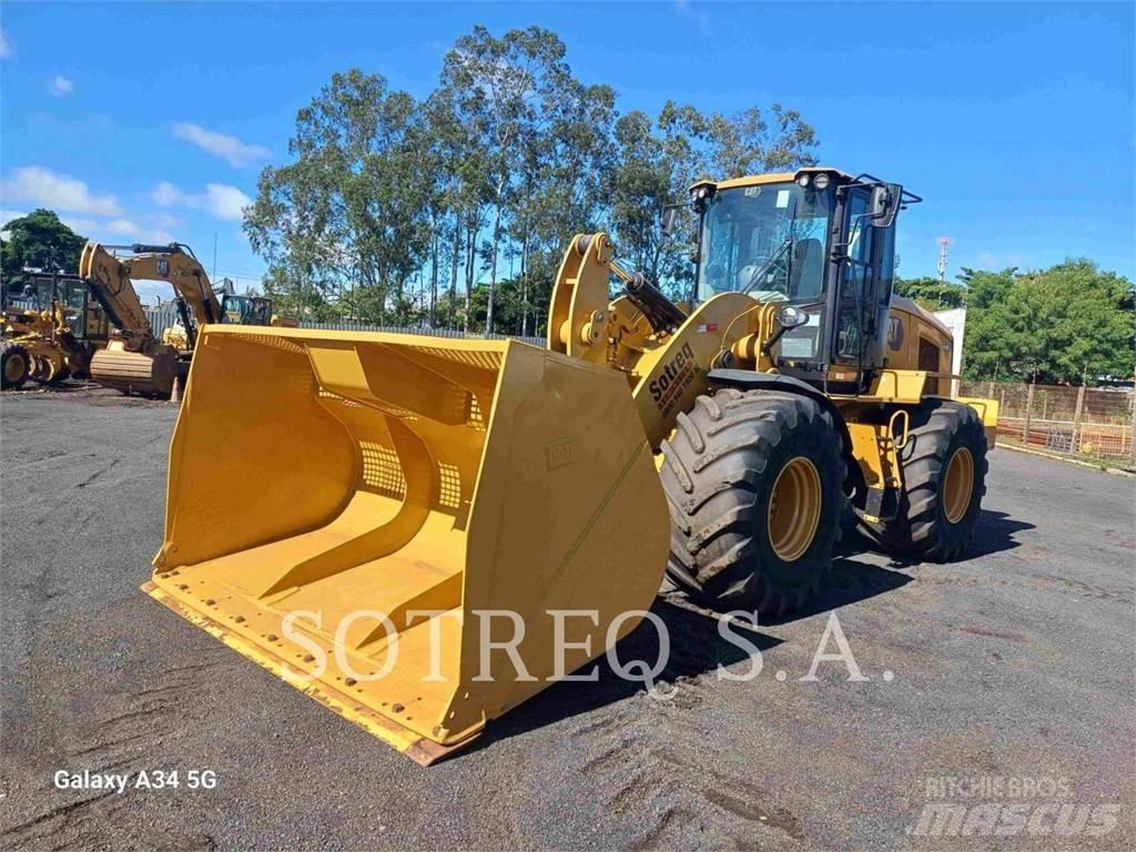 CAT 938K Gumikerekes homlokrakodók