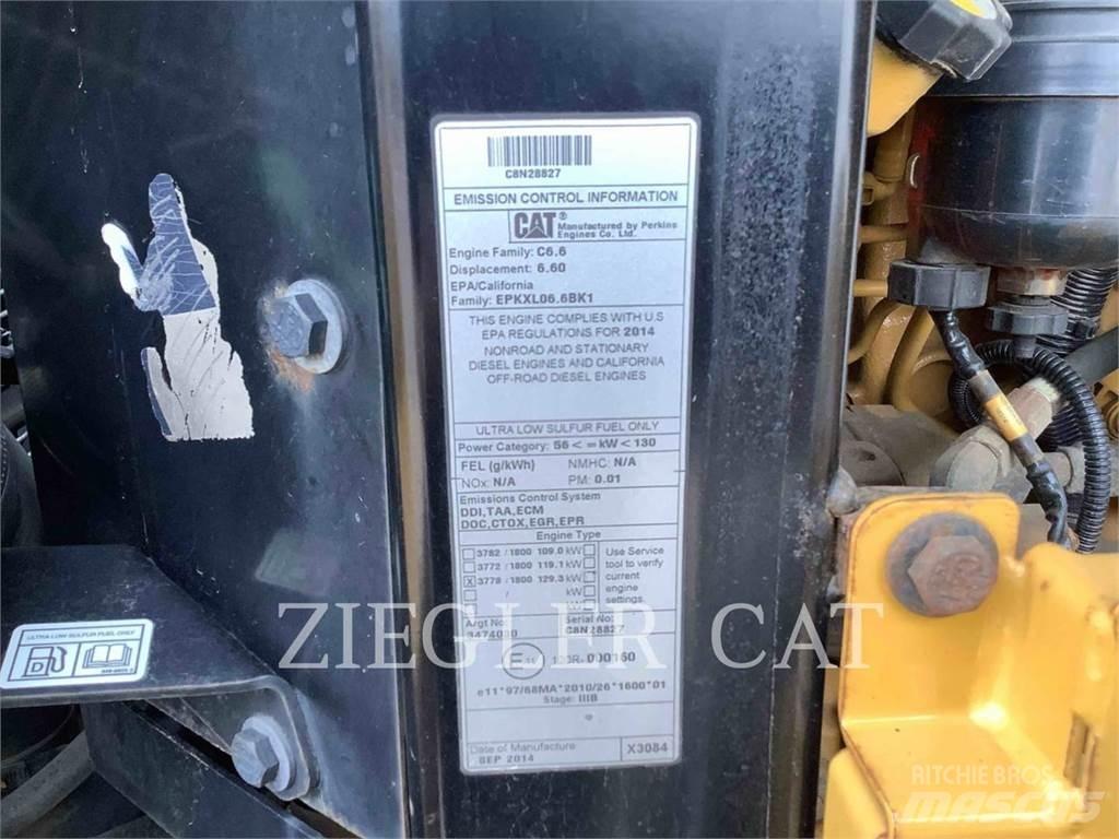 CAT 938K Gumikerekes homlokrakodók