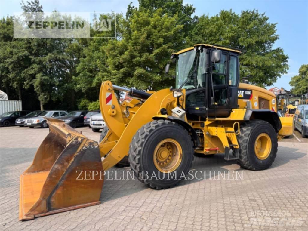 CAT 938K Gumikerekes homlokrakodók