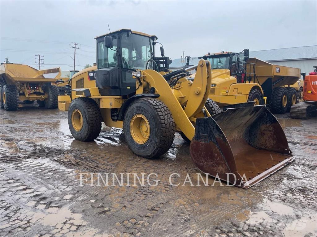 CAT 938K Gumikerekes homlokrakodók