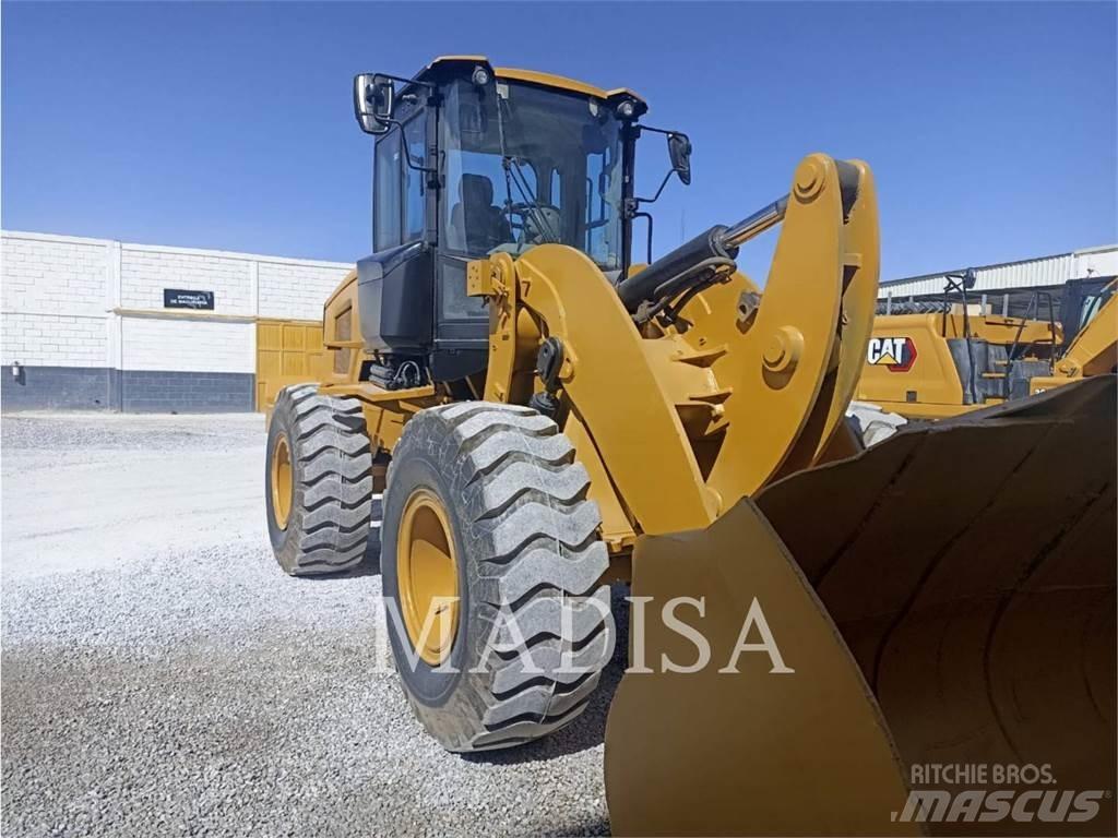 CAT 938K CL2 Gumikerekes homlokrakodók