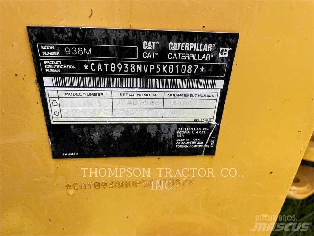 CAT 938M Gumikerekes homlokrakodók