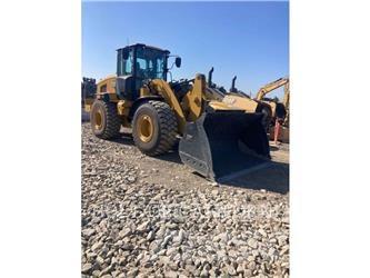 CAT 938M Gumikerekes homlokrakodók