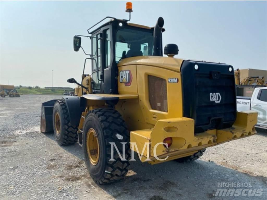 CAT 938M Gumikerekes homlokrakodók
