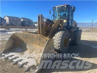 CAT 938M Gumikerekes homlokrakodók