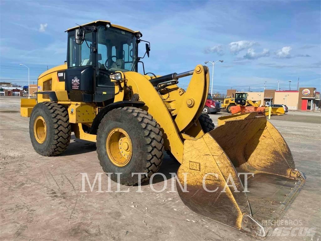 CAT 938M Gumikerekes homlokrakodók