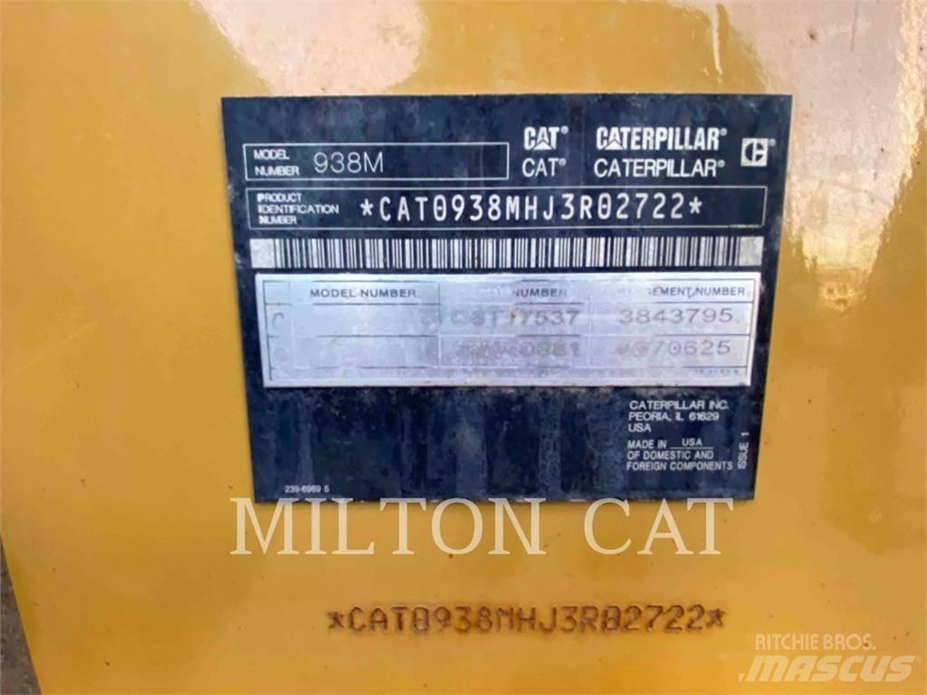 CAT 938M Gumikerekes homlokrakodók