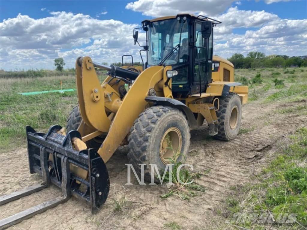 CAT 938M Gumikerekes homlokrakodók