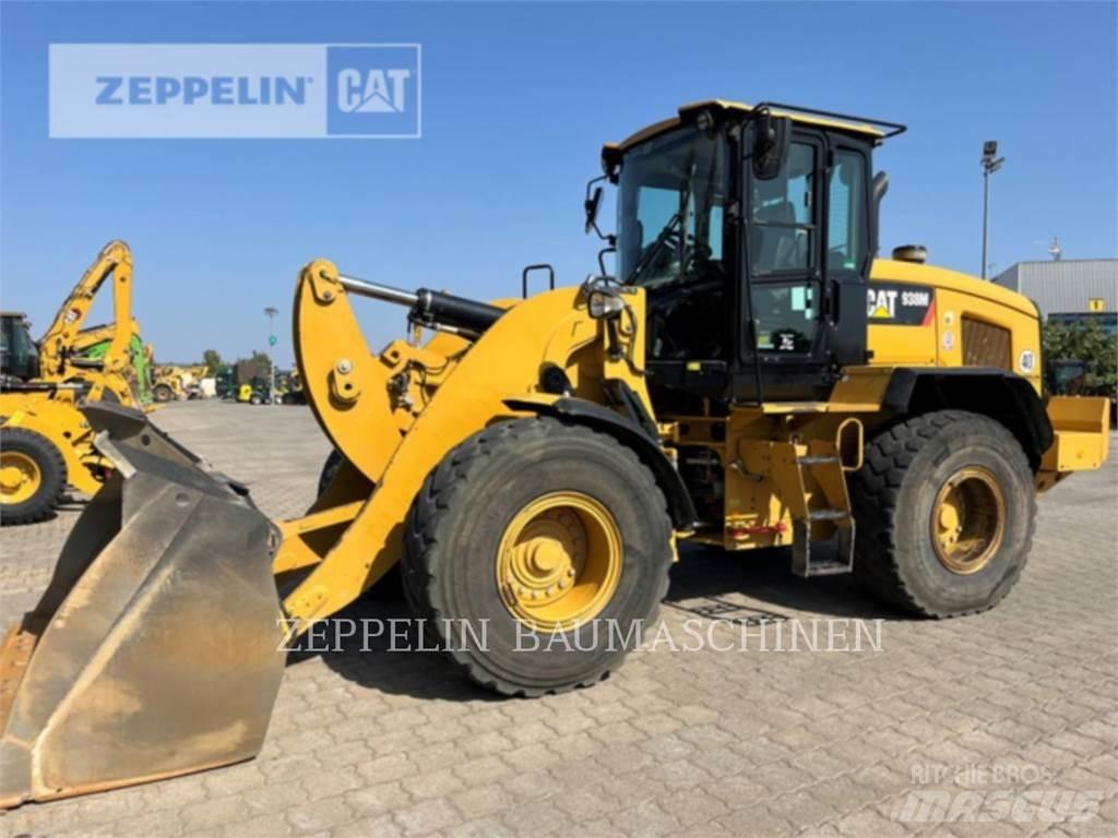 CAT 938M Gumikerekes homlokrakodók